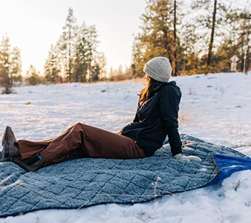 Sherpa Waterproof Outdoor Blanket. Large Sherpa Stadium & Camping Blankets for Cold Weather. Perfect for Picnic, Concerts, Grass, Car, Boat. Windproof, Extra Warm, Machine Washable. - Image 9
